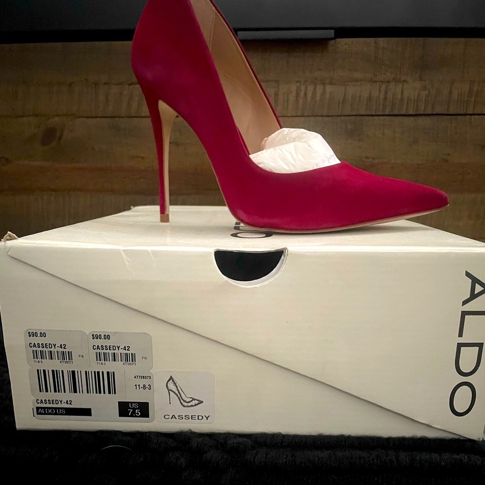 💖🔥✨ 11 pairs - 7.5- New and Like New ✨🔥💖